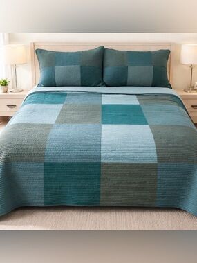 King Teal Aqua Quilt Set Patchwork Color Block Reversible w 2 King Shams Coastal